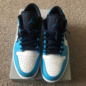Air Jordan 1 Low 'UNC'